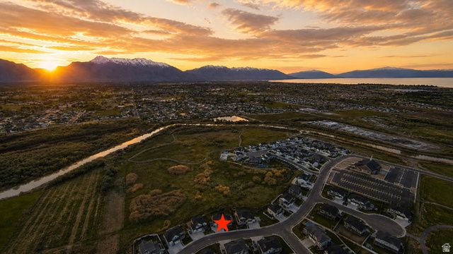 866 N PEARL DR, Lehi, UT 84048