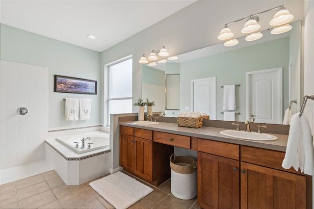 4910 SKY BLUE DRIVE, Lutz, FL 33558