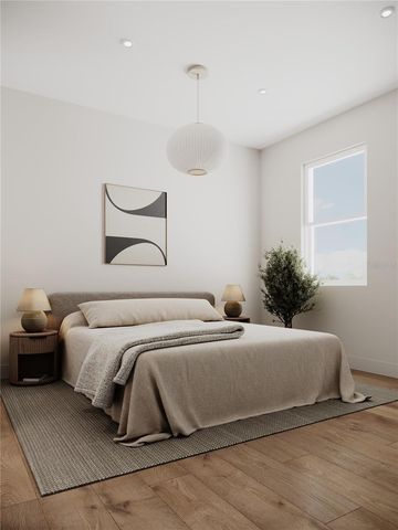 379 13TH ST N, St Petersburg, FL 33705