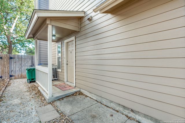 8006 GALAWAY BAY, San Antonio, TX 78240