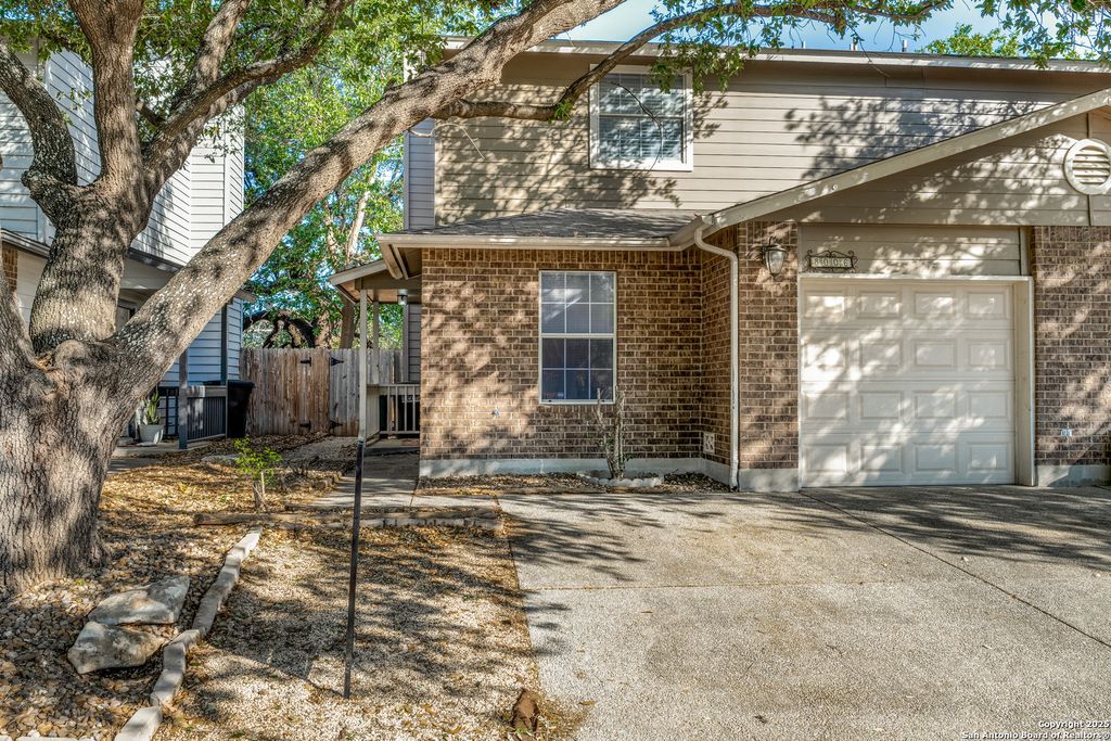 8006 GALAWAY BAY, San Antonio, TX 78240