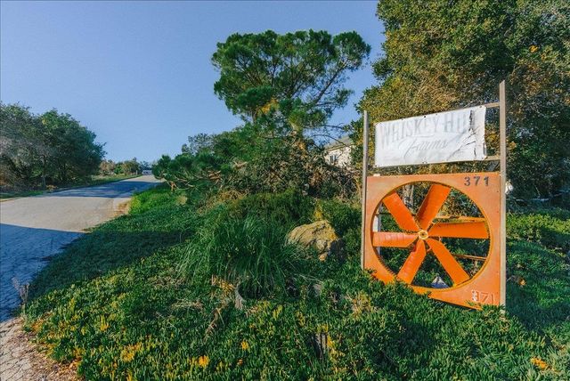 371 Calabasas Road, Watsonville, CA 95076