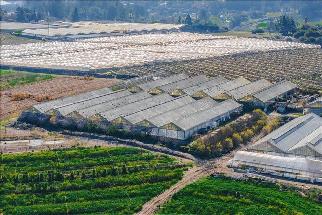 371 Calabasas Road, Watsonville, CA 95076