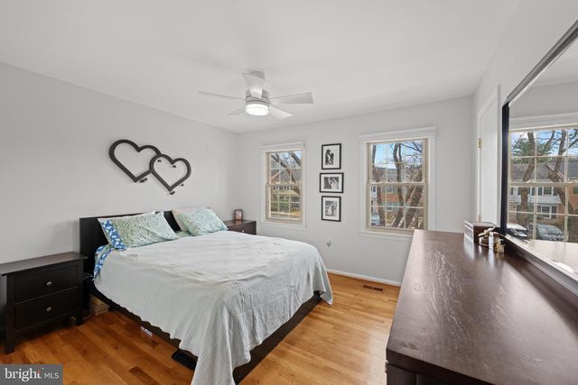 37 MARWOOD CT, Rockville, MD 20850