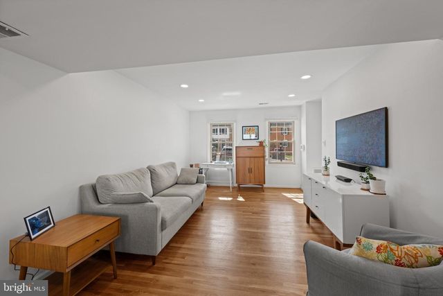 37 MARWOOD CT, Rockville, MD 20850