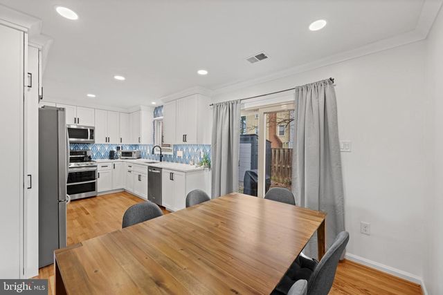 37 MARWOOD CT, Rockville, MD 20850