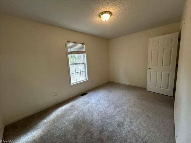 4715 Beckel Road, Winston-salem, NC 27127