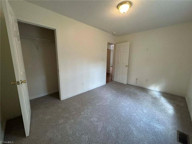4715 Beckel Road, Winston-salem, NC 27127