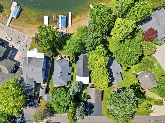 10435 Spring Street, Fenton, MI 48430