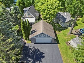 10435 Spring Street, Fenton, MI 48430