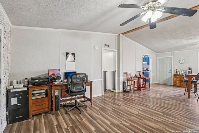 1123 Debbie, Marion, TX 78124