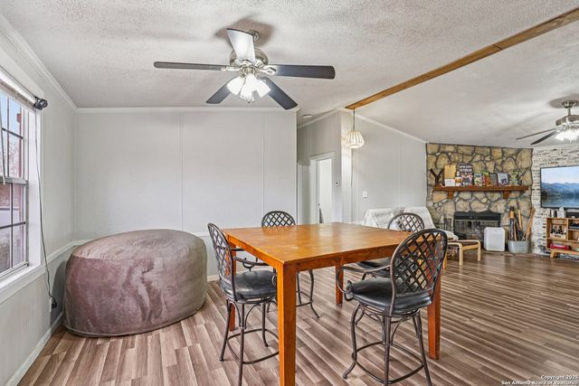 1123 Debbie, Marion, TX 78124