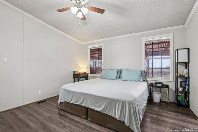 1123 Debbie, Marion, TX 78124