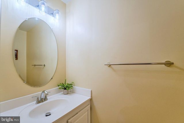 1213 WEATHERSTONE CT, Reston, VA 20194