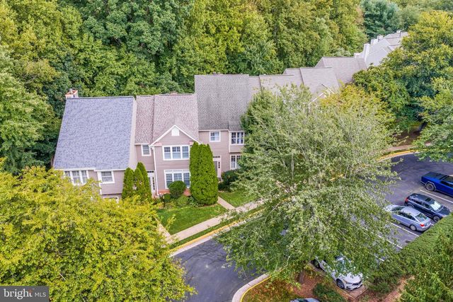 1213 WEATHERSTONE CT, Reston, VA 20194