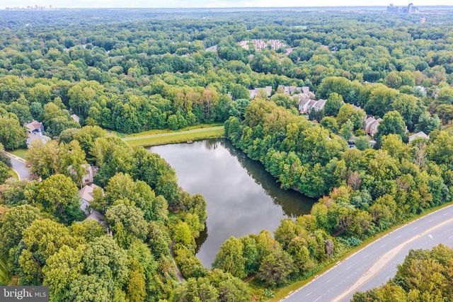 1213 WEATHERSTONE CT, Reston, VA 20194