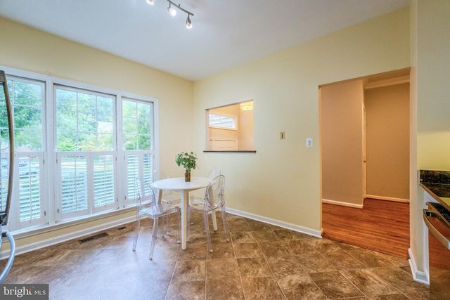 1213 WEATHERSTONE CT, Reston, VA 20194