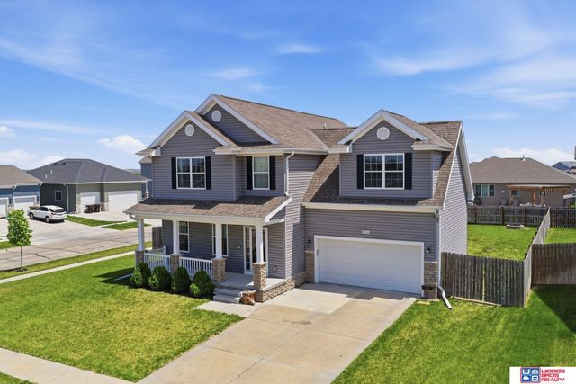 6330 Whitewater Lane, Lincoln, NE 68521