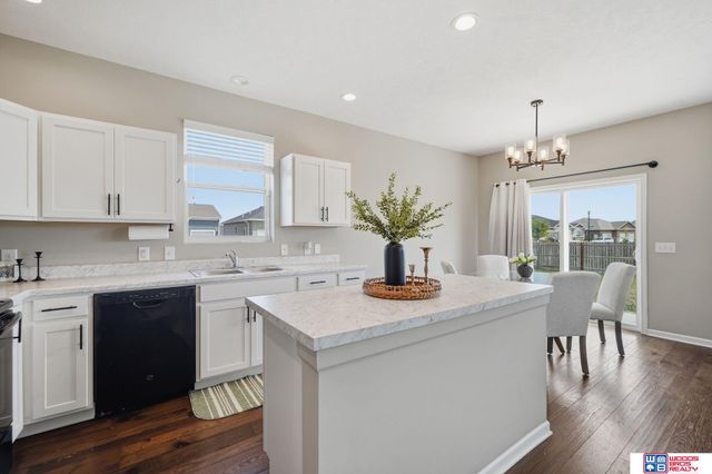 6330 Whitewater Lane, Lincoln, NE 68521