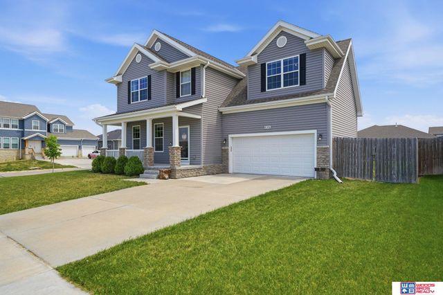 6330 Whitewater Lane, Lincoln, NE 68521