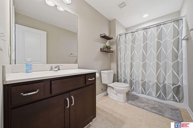 6330 Whitewater Lane, Lincoln, NE 68521
