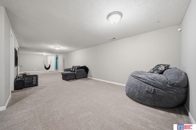 6330 Whitewater Lane, Lincoln, NE 68521