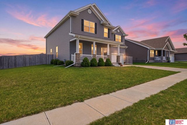 6330 Whitewater Lane, Lincoln, NE 68521