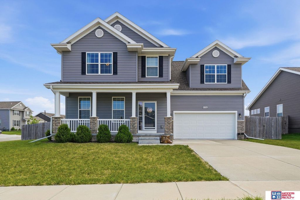 6330 Whitewater Lane, Lincoln, NE 68521