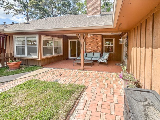 10503 Raritan Drive, Houston, TX 77043