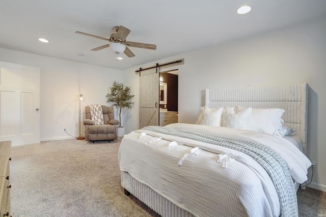 887 N Rebel Square, Rockport, IN 47635