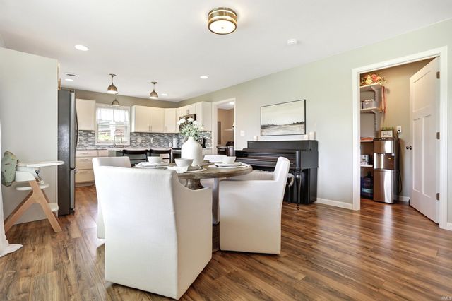 887 N Rebel Square, Rockport, IN 47635