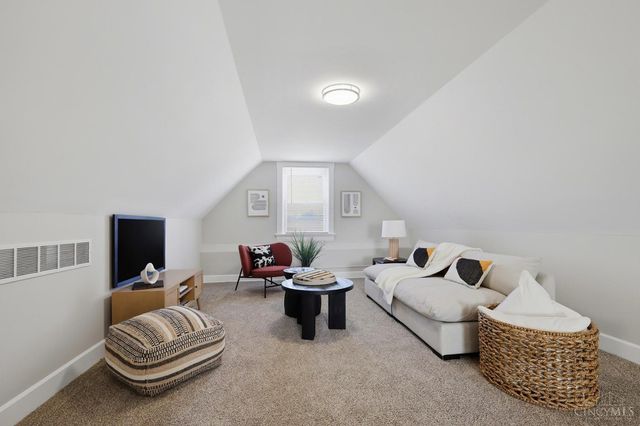 1817 Elmore Street, Cincinnati, OH 45223