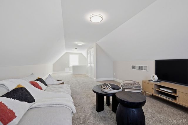 1817 Elmore Street, Cincinnati, OH 45223