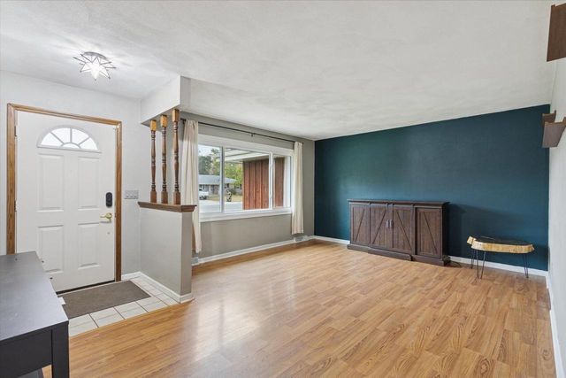 1002 Somerset Drive, Janesville, WI 53546