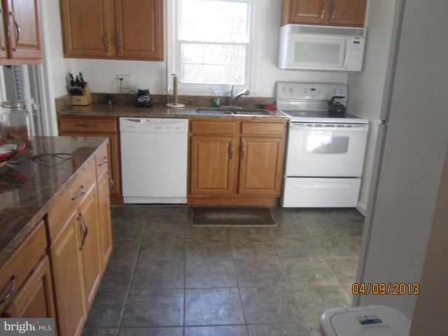 4542 MAXFIELD DR, Annandale, VA 22003