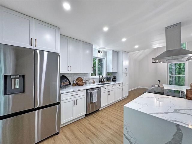 3741 Northpoint Drive, Marietta, GA 30062