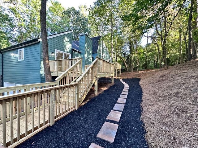 3741 Northpoint Drive, Marietta, GA 30062