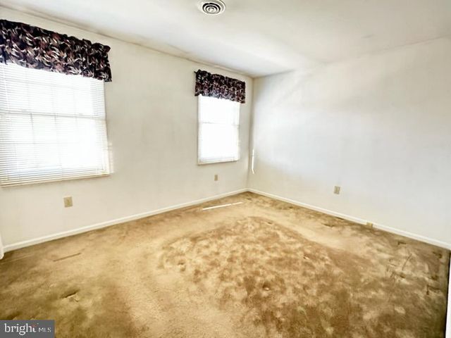 27 ORCHARD AVE, Somerdale, NJ 08083