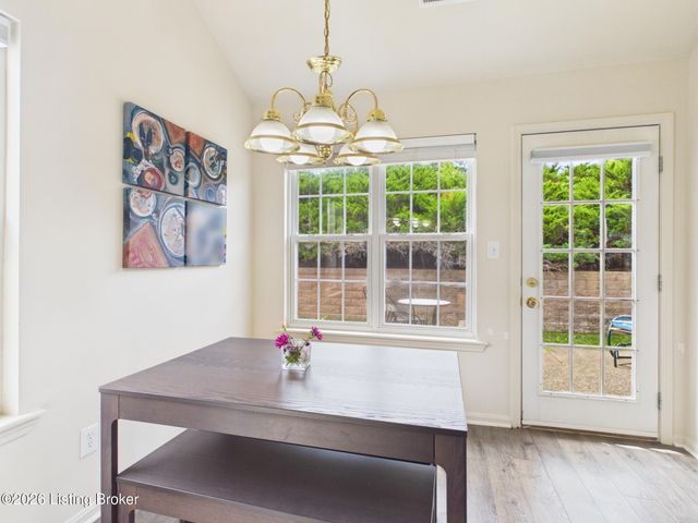 4223 Garden Ridge Rd, Crestwood, KY 40014