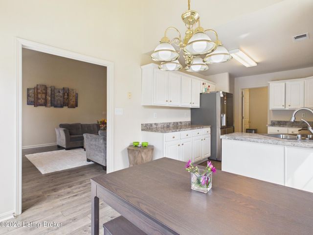 4223 Garden Ridge Rd, Crestwood, KY 40014