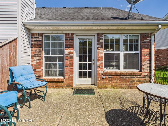 4223 Garden Ridge Rd, Crestwood, KY 40014