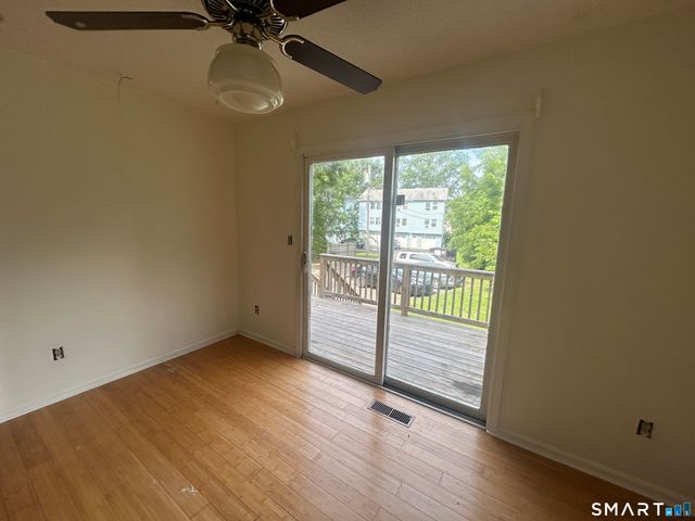 672 Woodward Avenue 672, New Haven, CT 06512