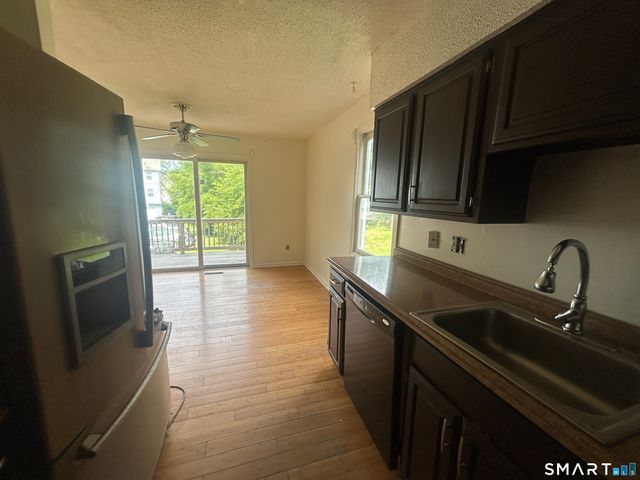 672 Woodward Avenue 672, New Haven, CT 06512