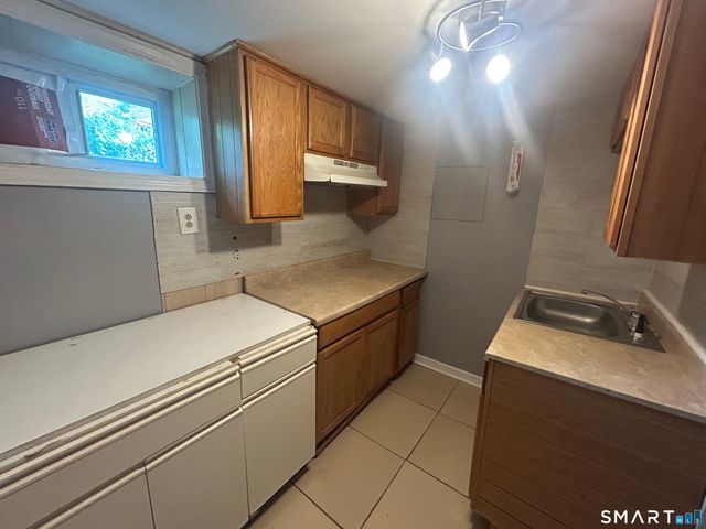 672 Woodward Avenue 672, New Haven, CT 06512