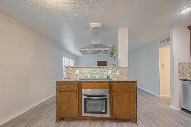 3224 Timmons Lane 147, Houston, TX 77027