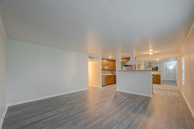 3224 Timmons Lane 147, Houston, TX 77027