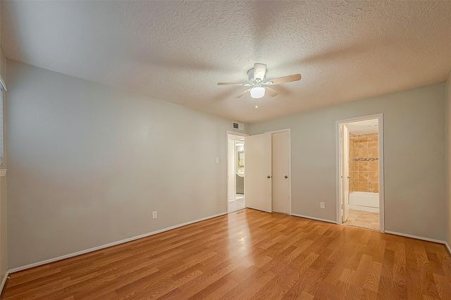 3224 Timmons Lane 147, Houston, TX 77027