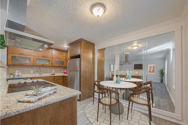 3224 Timmons Lane 147, Houston, TX 77027