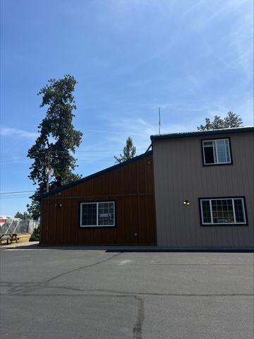 307 Sisters Park Drive, Sisters, OR 97759