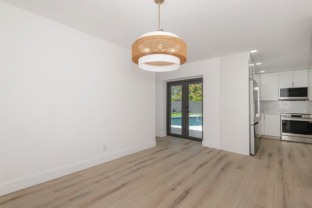 4721 Bayview Drive, Fort Lauderdale, FL 33308